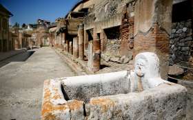---------#SAL015#---------Herculaneum with guide, Sorrento and Positano